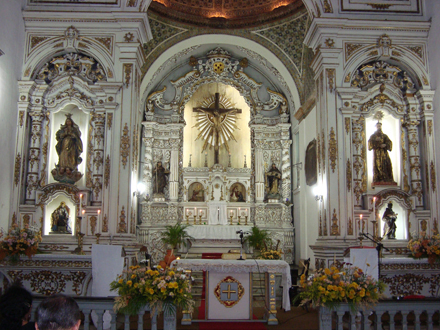 altares